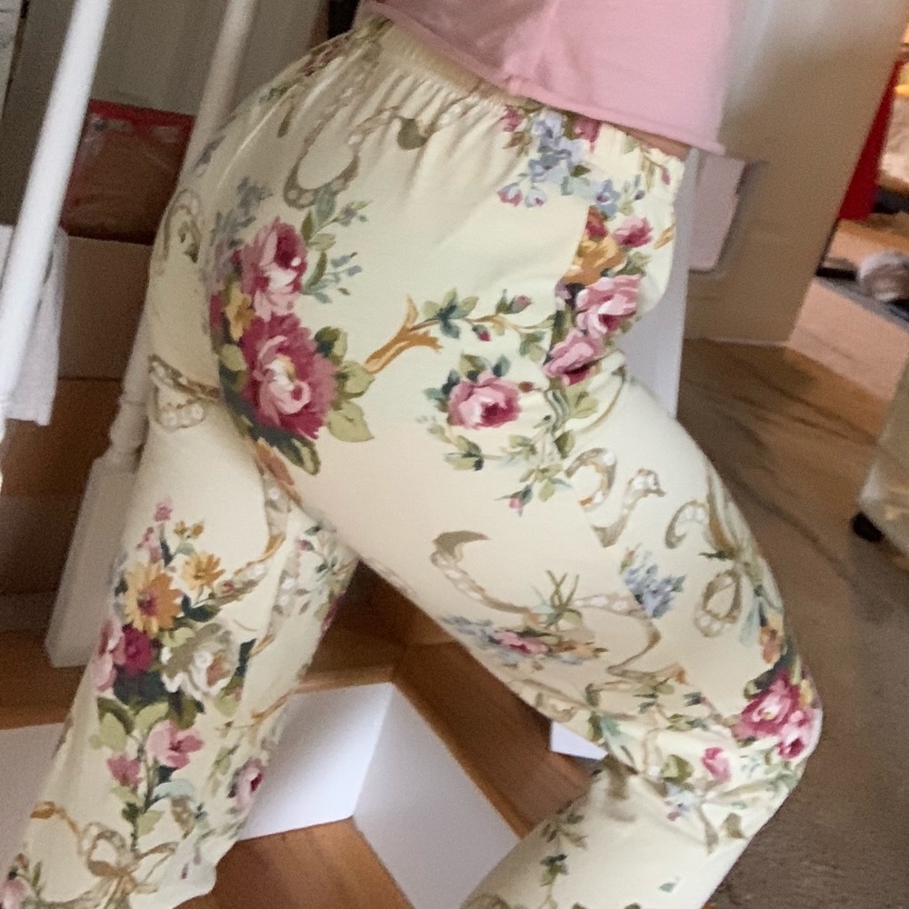 Floral ankle length high quality pants floral